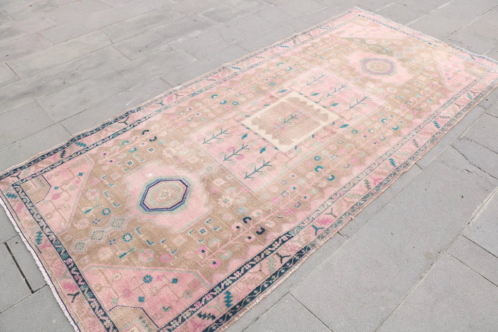 XL Vintage Persian Accent Area Rug 4.2 x 9.2 ft