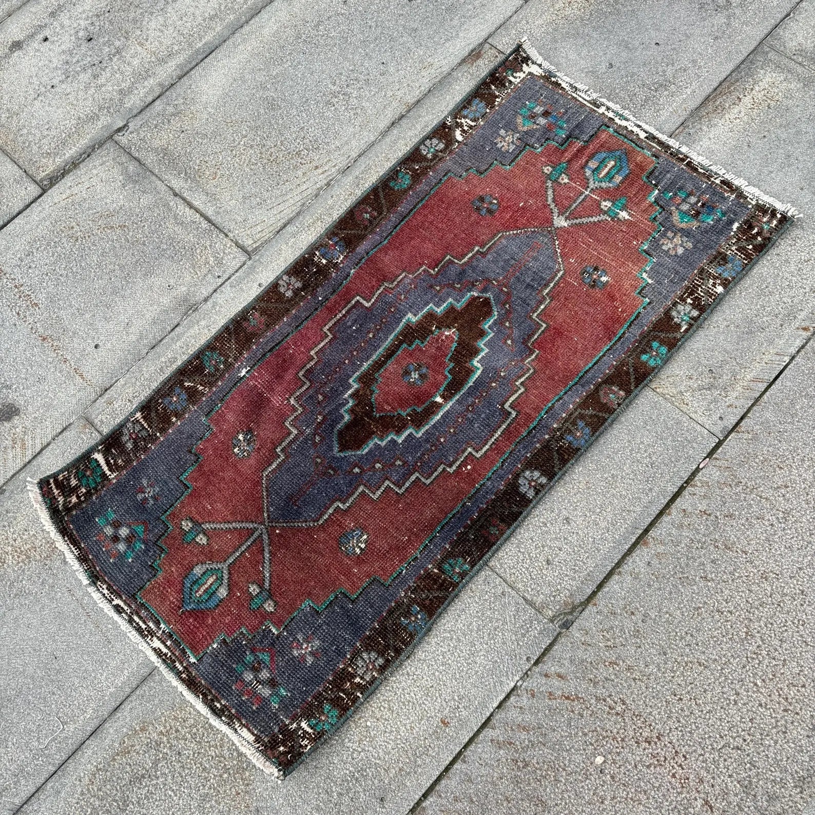 Vintage Turkish Mini Rug 1.4 x 3 ft