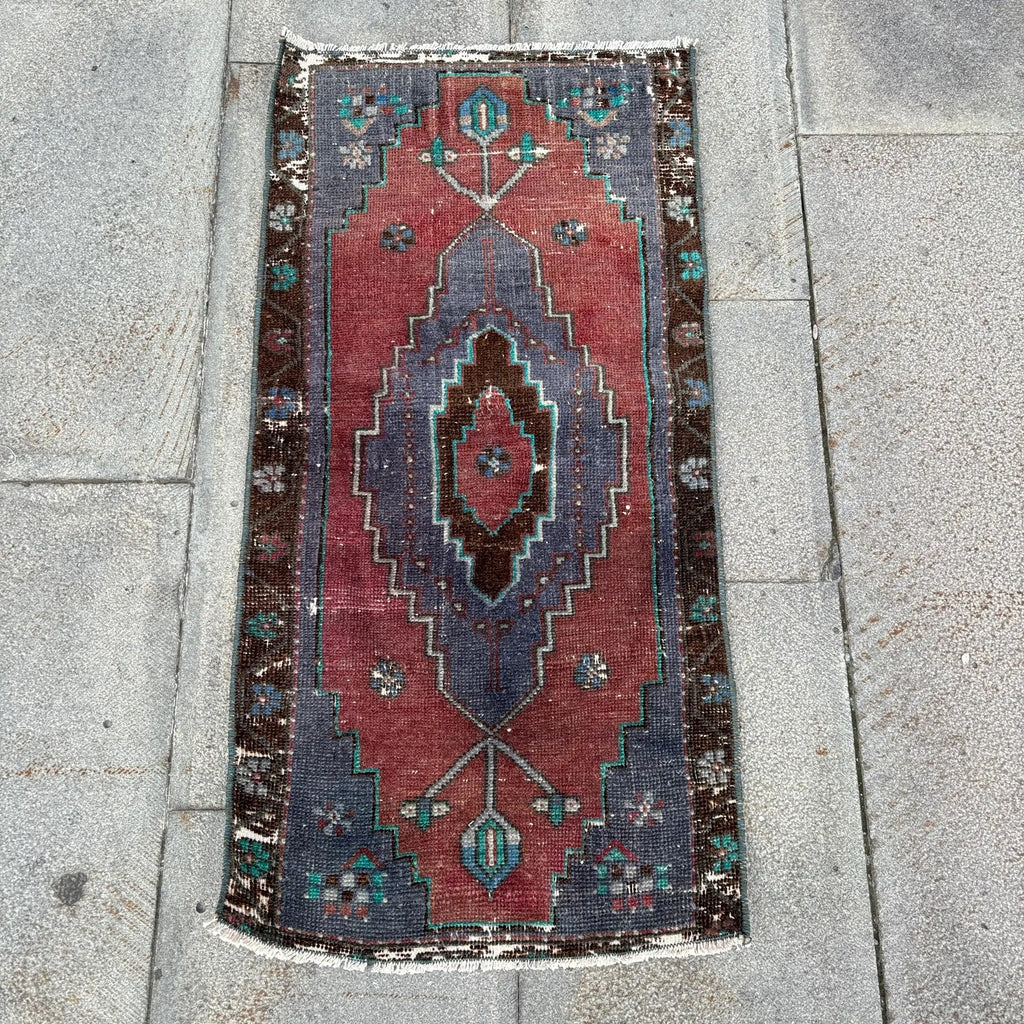 Vintage Turkish Mini Rug 1.4 x 3 ft