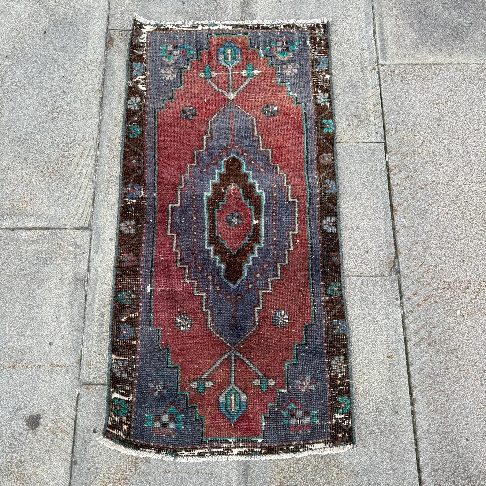 Vintage Turkish Mini Rug 1.4 x 3 ft
