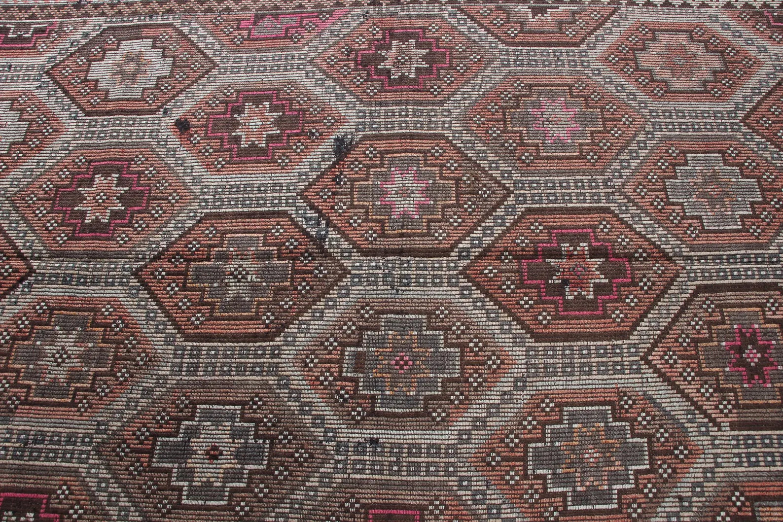 XL Vintage Turkish Accent Area Rug 5.2 x 9 ft
