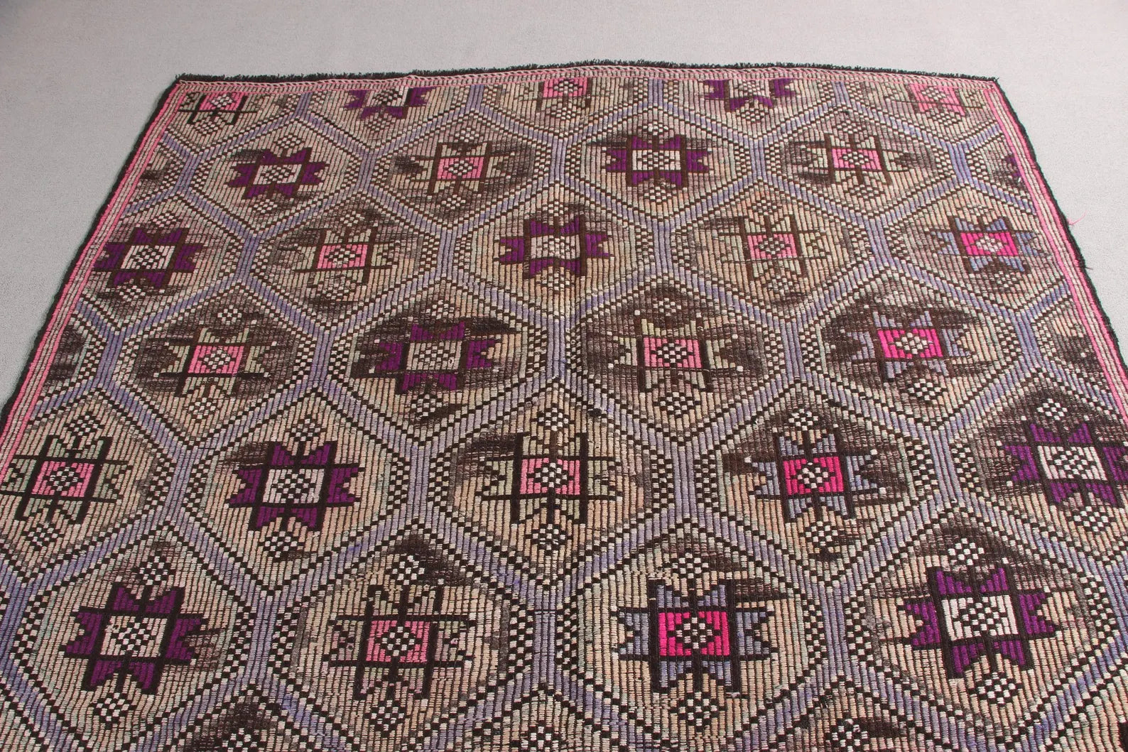 XL Vintage Turkish Accent Area Rug 6.2 x 9.2 ft