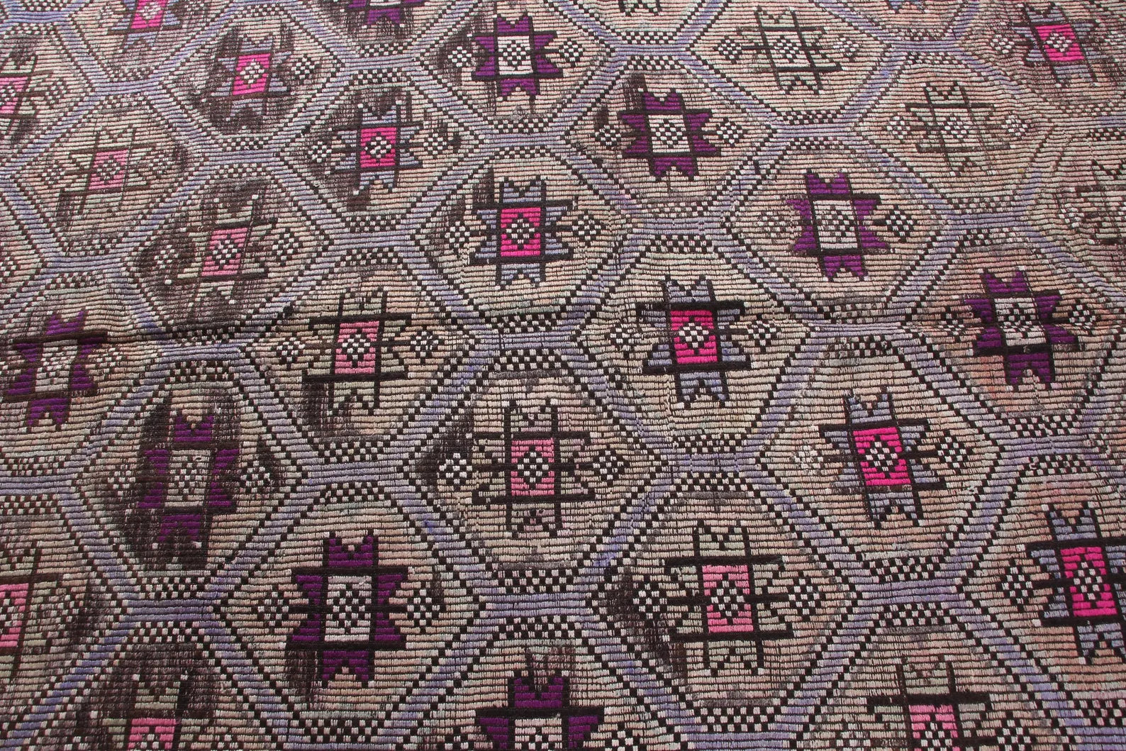 XL Vintage Turkish Accent Area Rug 6.2 x 9.2 ft