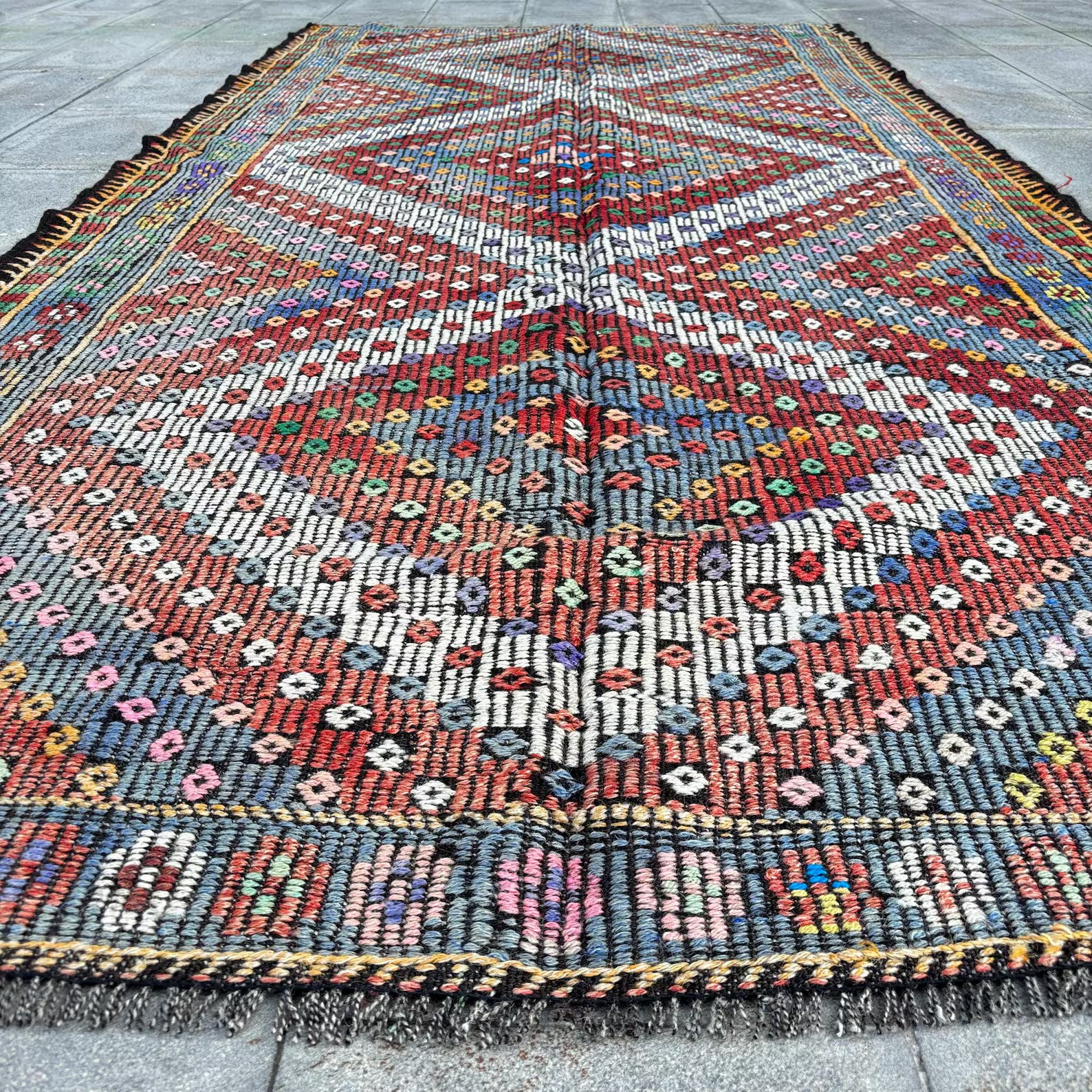 XL Vintage Turkish Accent Area Rug 4.9 x 10.4 ft