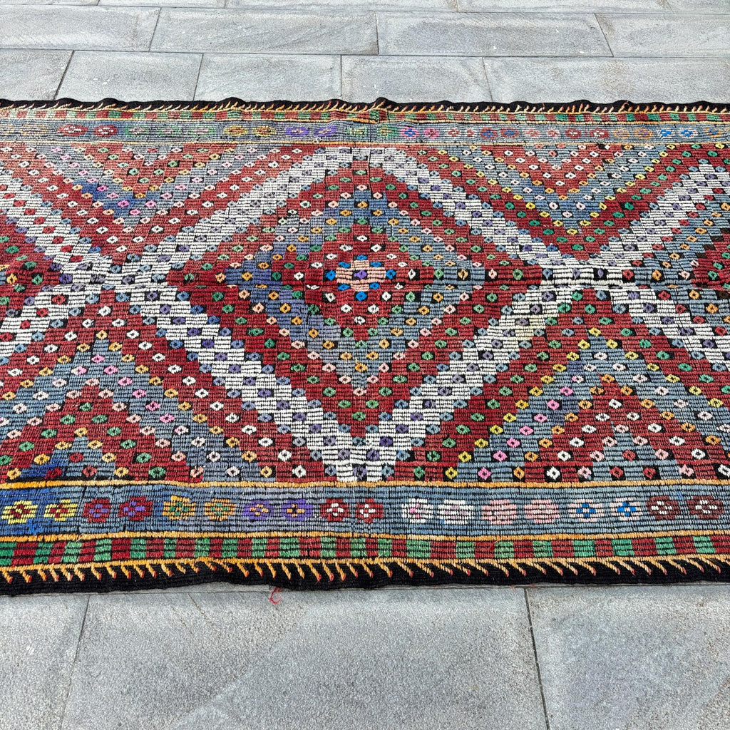 XL Vintage Turkish Accent Area Rug 4.9 x 10.4 ft