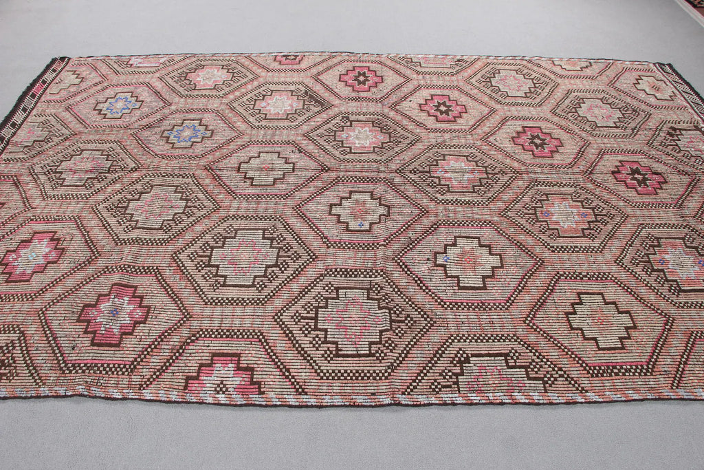 XL Vintage Turkish Accent Area rug 6 x 9.7 ft