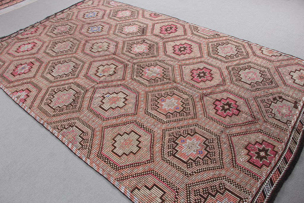 XL Vintage Turkish Accent Area rug 6 x 9.7 ft