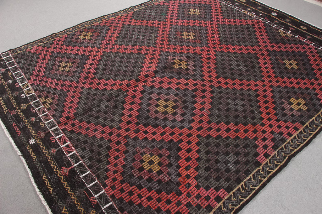 XL Vintage Turkish Accent Area Rug 6.7 x 9.1 ft