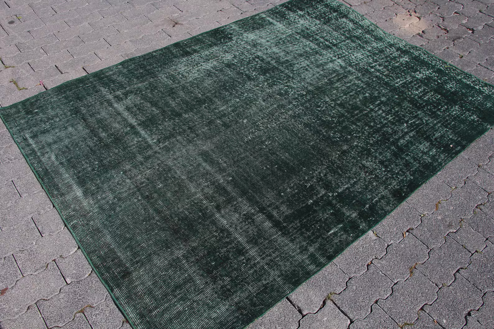 Vintage Turkish Accent Area rug 4.8 x 6.9 ft