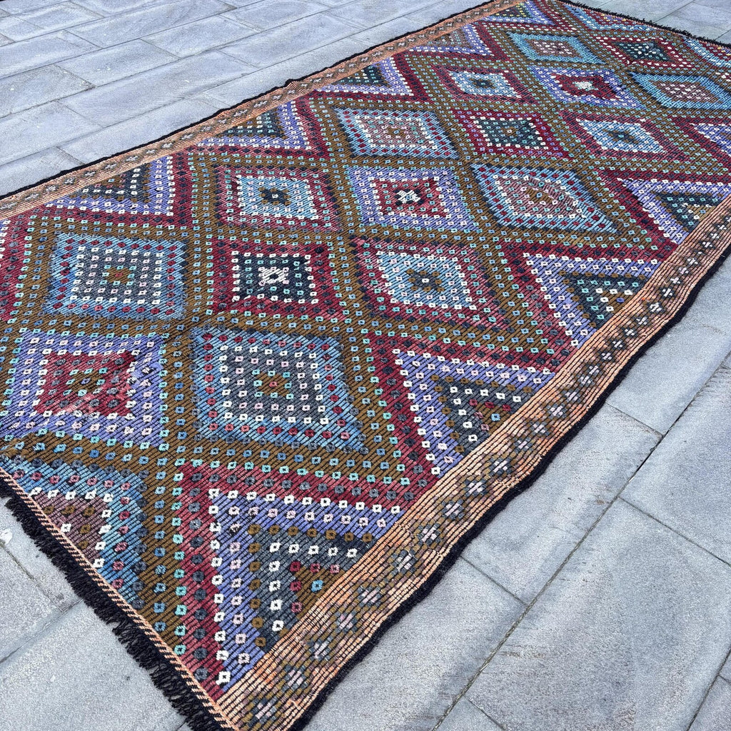 XL Vintage Turkish Accent Area Rug 5.8 x 11.4 ft