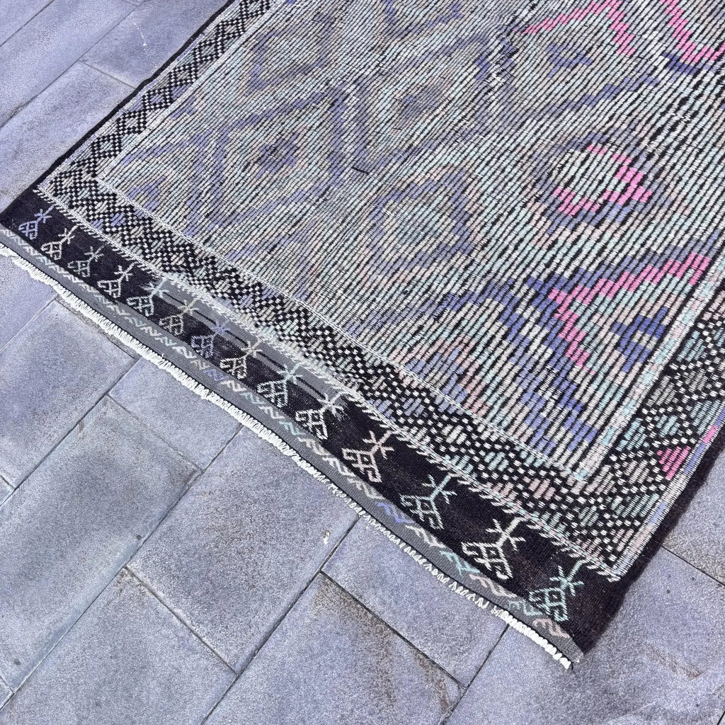 Vintage Turkish Accent Area rug 5.4 x 7.3 ft