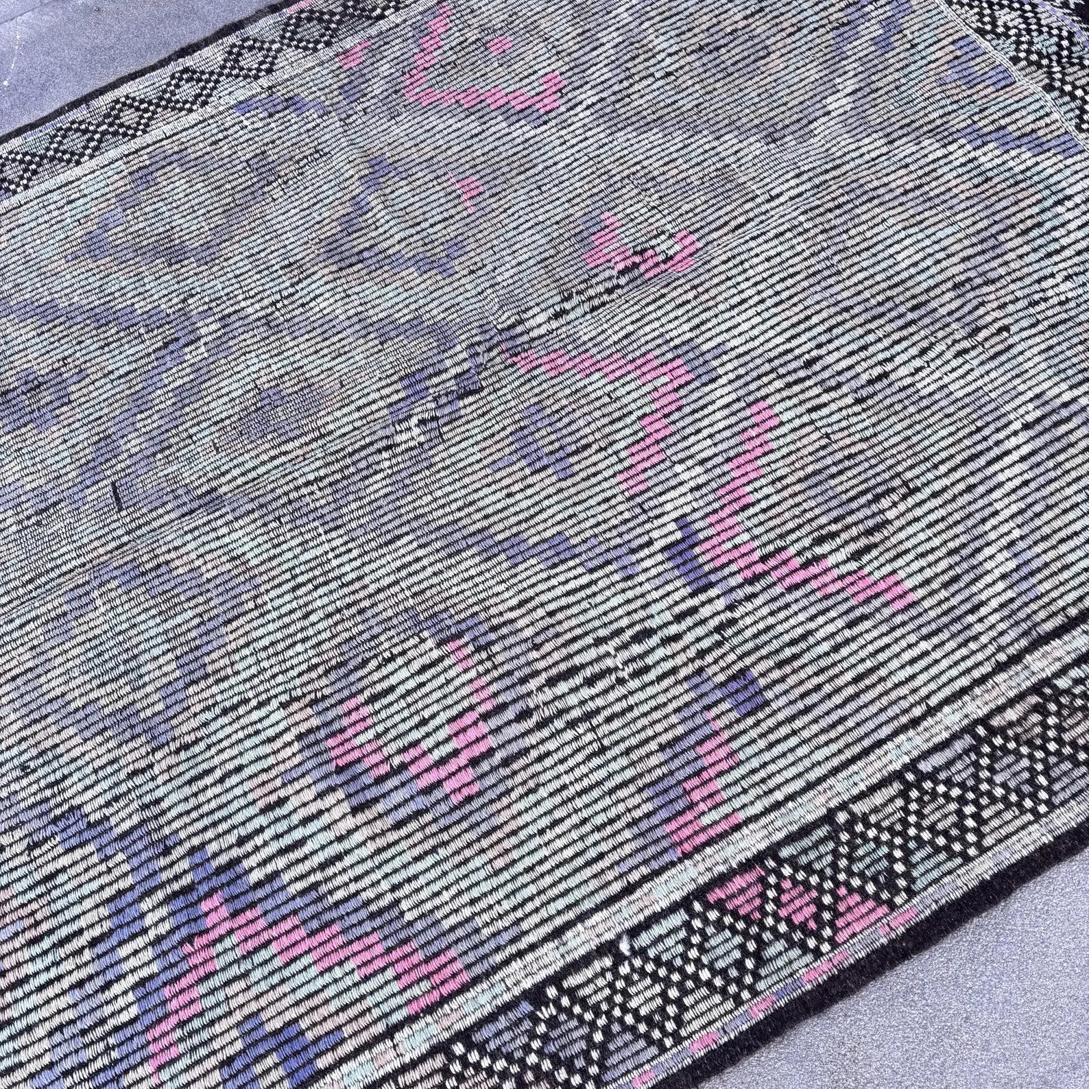 Vintage Turkish Accent Area rug 5.4 x 7.3 ft