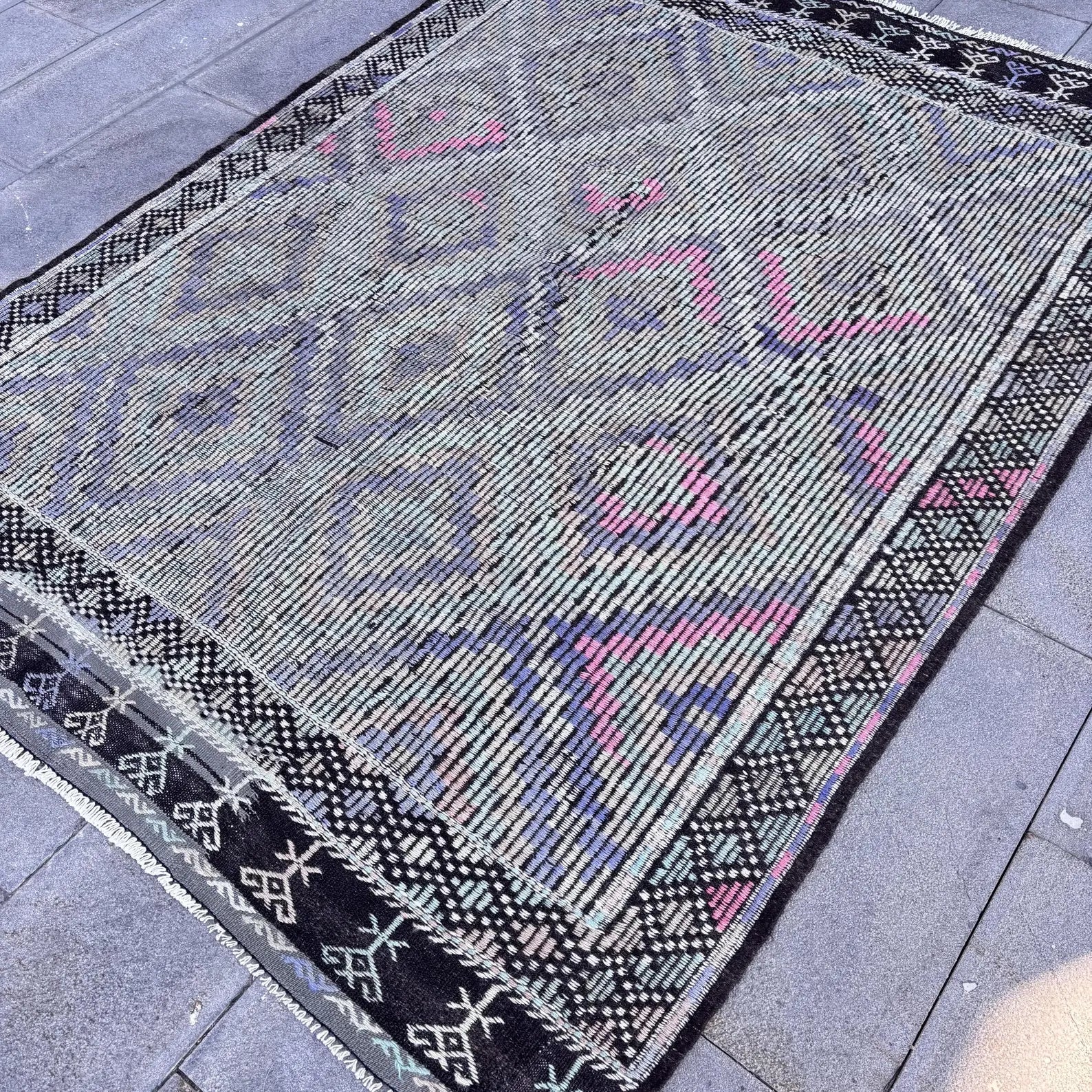 Vintage Turkish Accent Area rug 5.4 x 7.3 ft