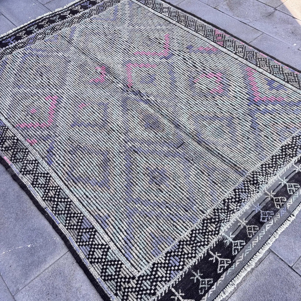 Vintage Turkish Accent Area rug 5.4 x 7.3 ft