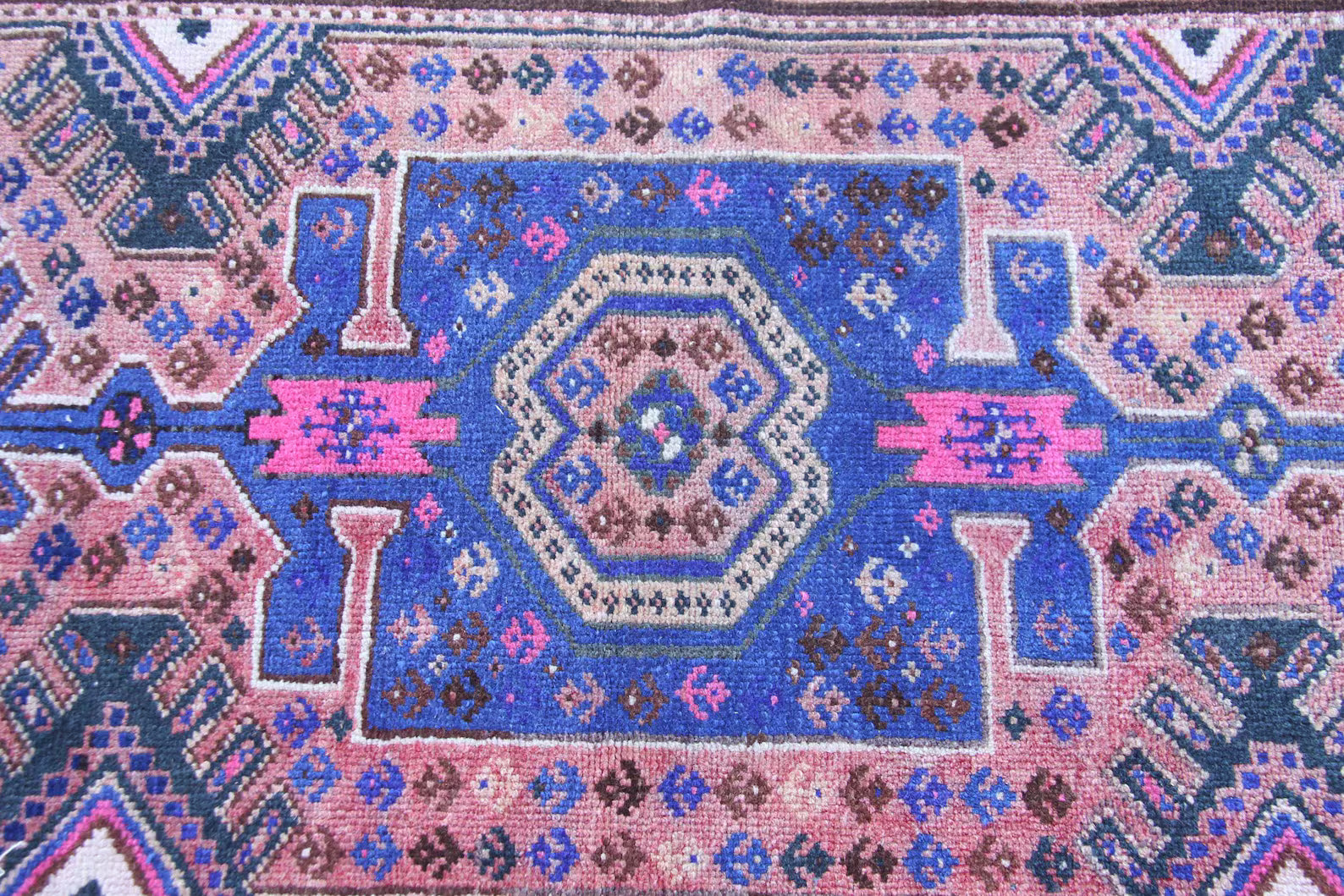Vintage Persian Accent Area Rug 3.4 x 6.6 ft
