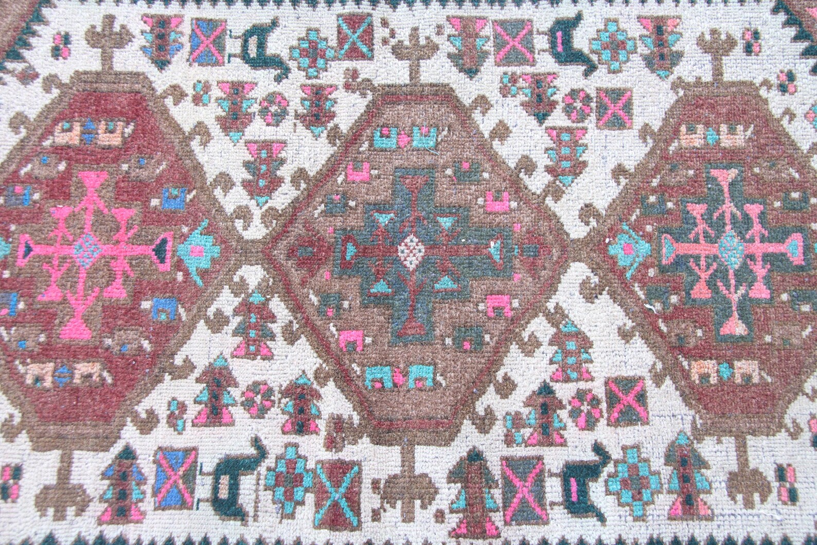 Vintage Persian Accent Area Rug 3.3 x 4.6 ft
