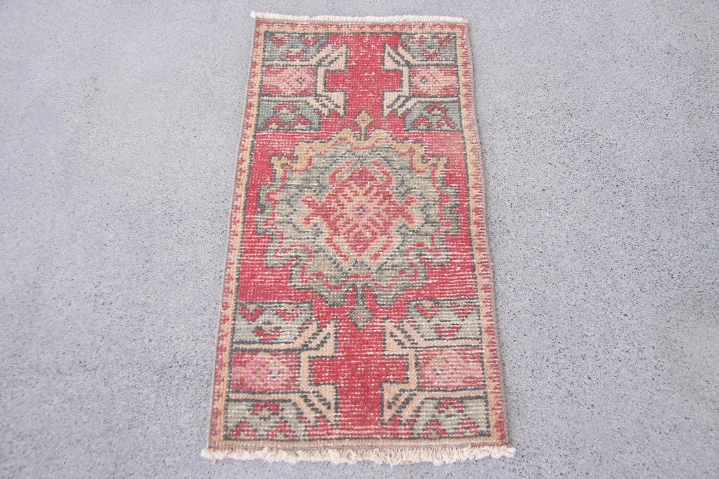 Vintage Turkish Mini Rug 1.4 x 2.8 ft