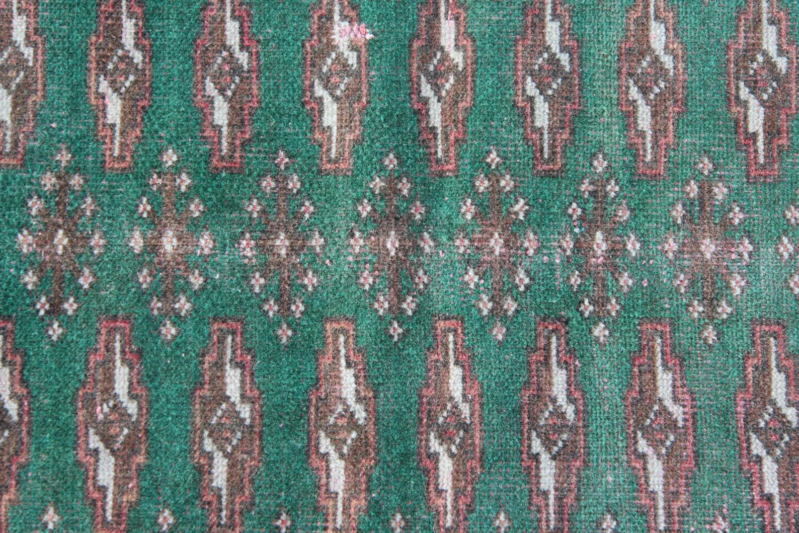 Vintage Turkmen Accent Area rug 3.2 x 4.5 ft