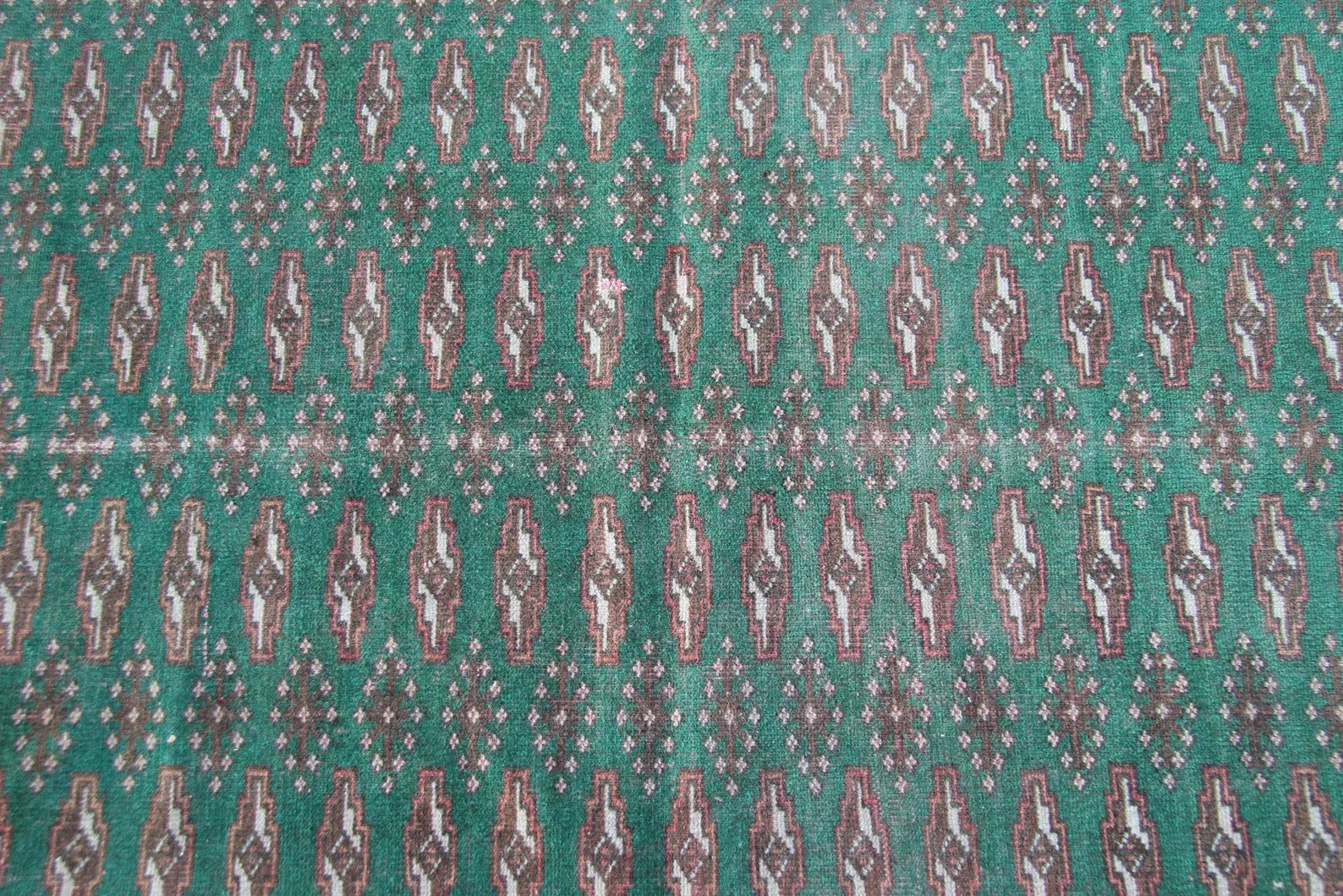 Vintage Turkmen Accent Area rug 3.2 x 4.5 ft