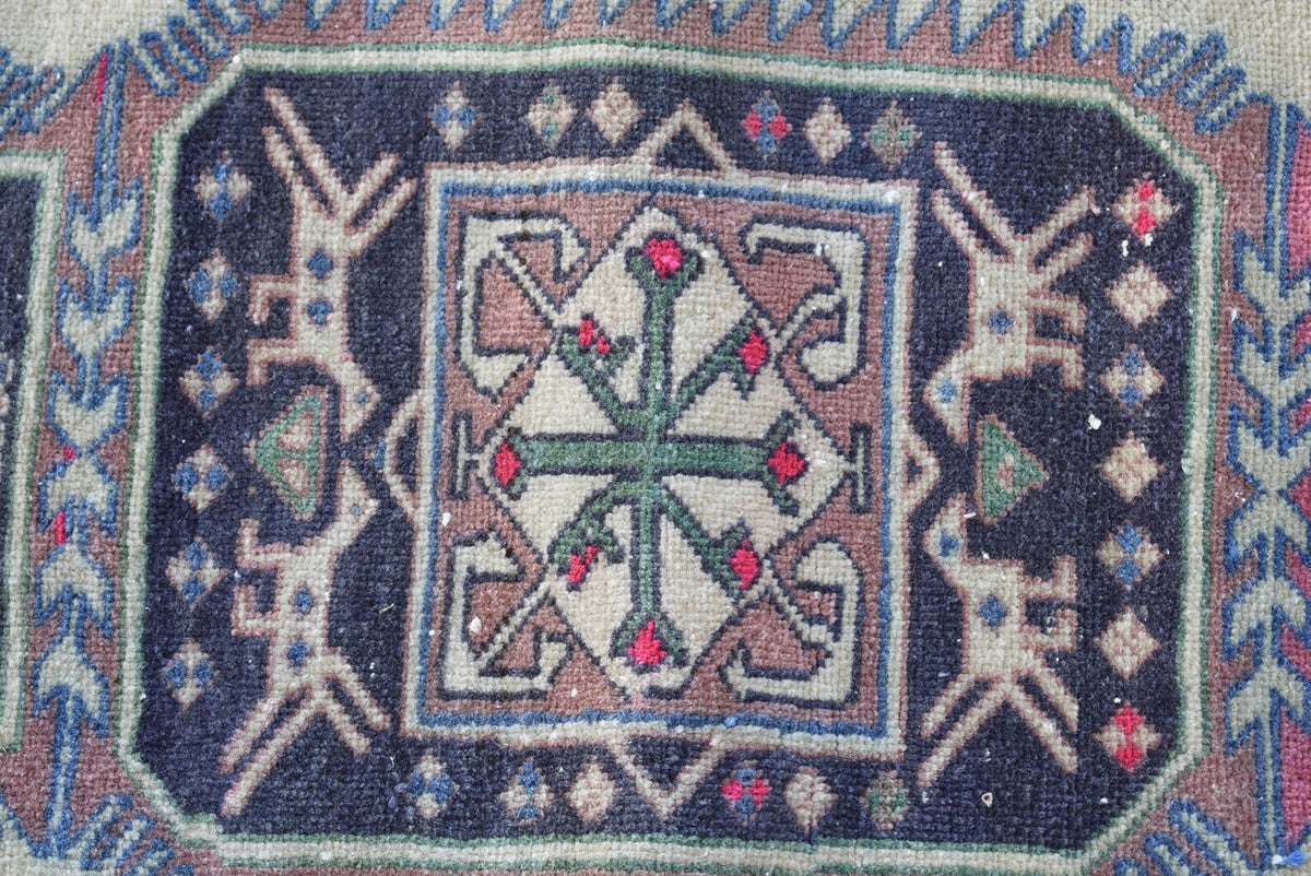 Vintage Persian Accent Area Rug 3.2 x 6.4 ft