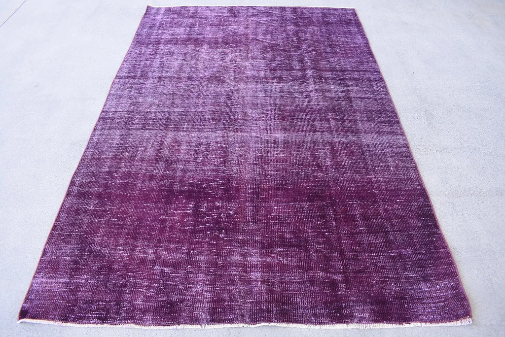 Vintage Turkish Accent Area rug 4.9 x 7.5 ft
