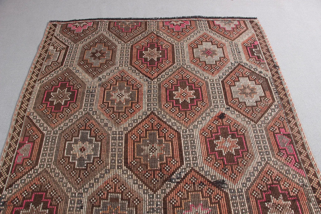 XL Vintage Turkish Accent Area Rug 5.2 x 9 ft