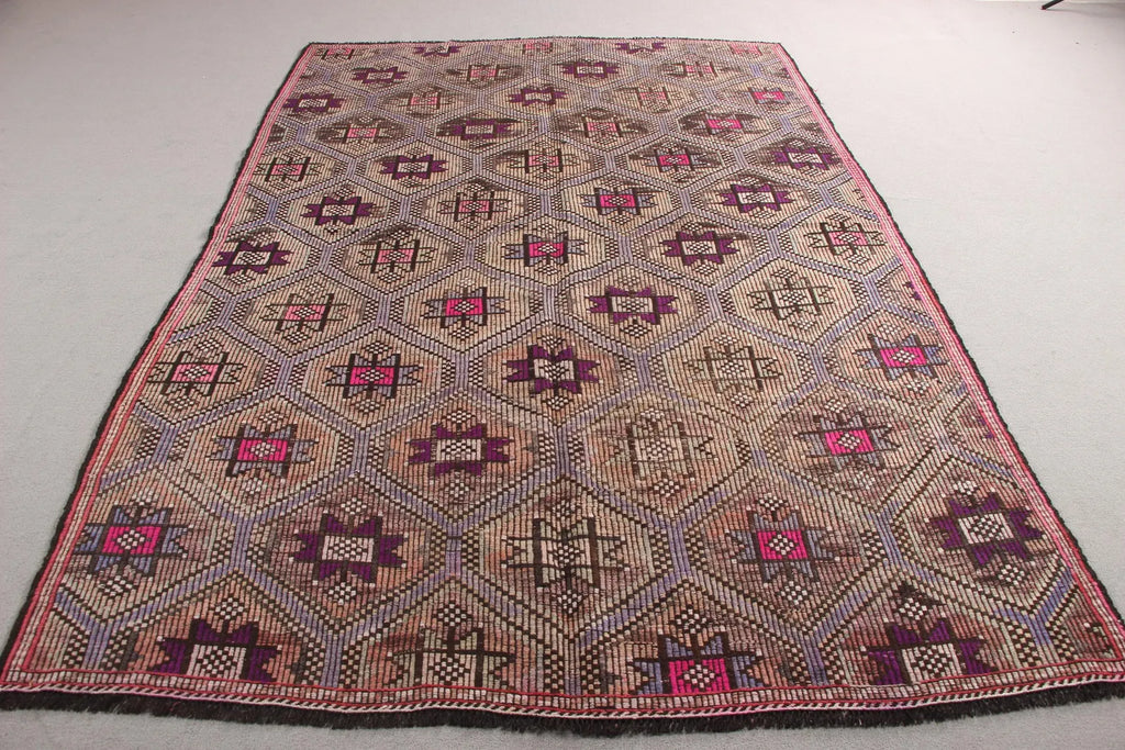 XL Vintage Turkish Accent Area Rug 6.2 x 9.2 ft