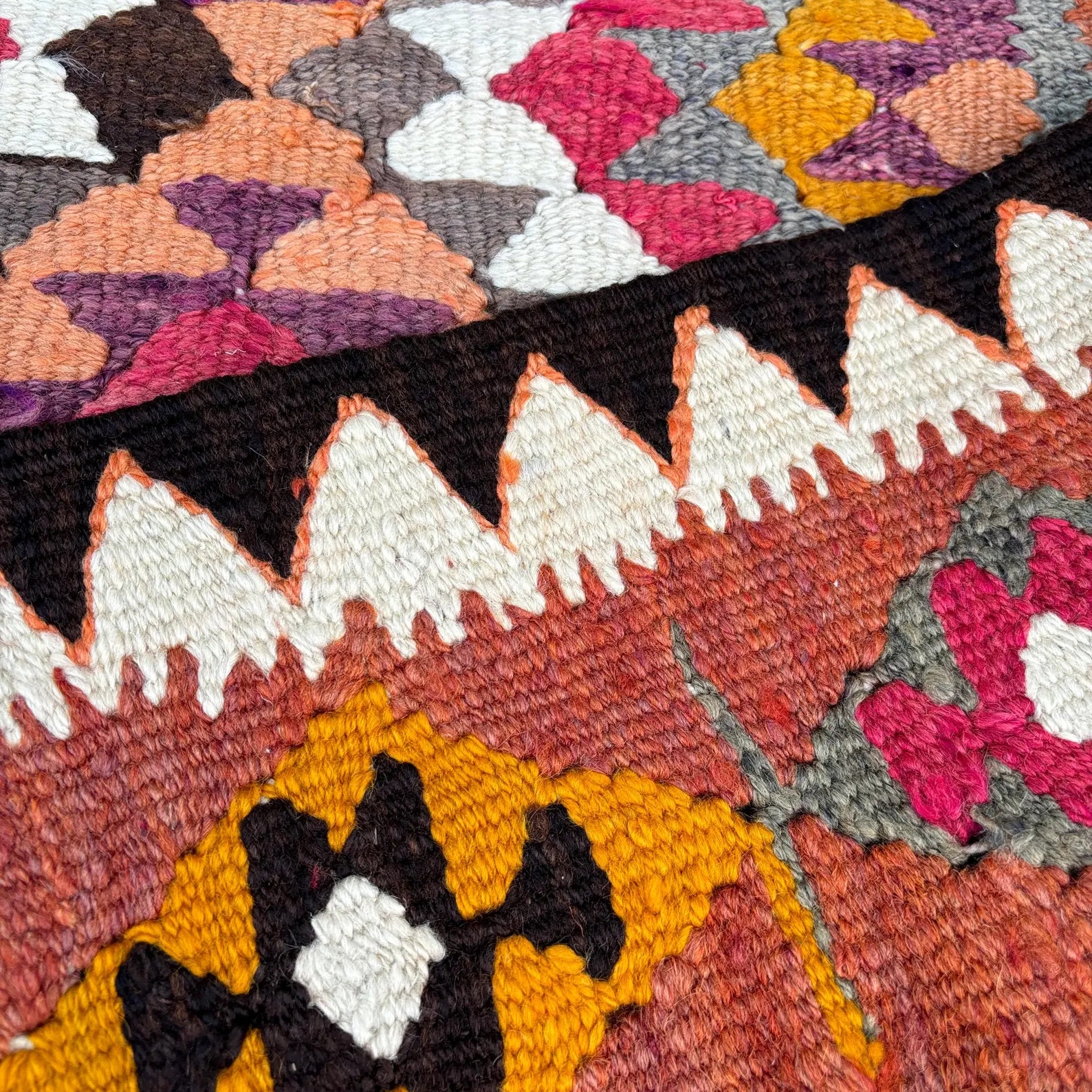Vintage Turkish Runner Rug 2.9 x 9.4 ft