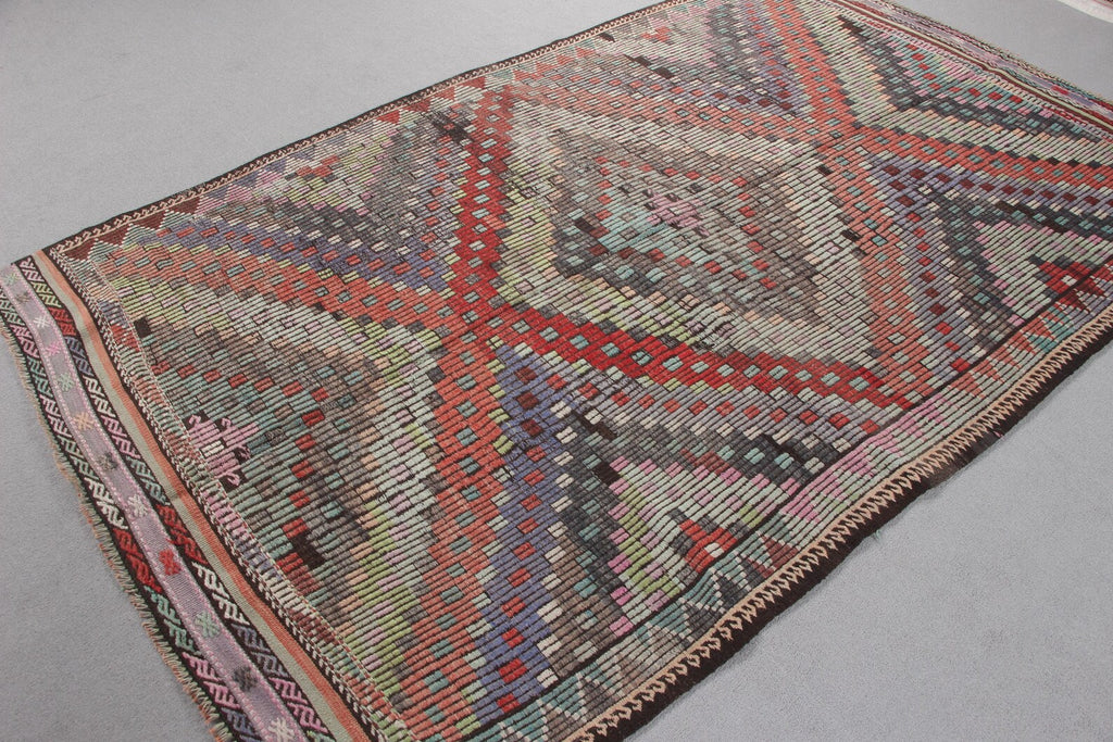 XL Vintage Turkish Accent Area rug 4.8 x 8.4 ft