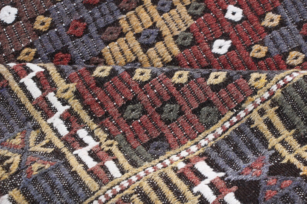 XL Vintage Turkish Accent Area Rug 5.7 x 9.3 ft