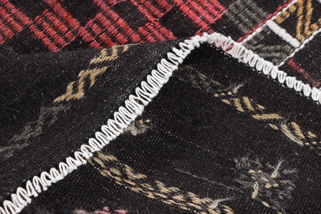 XL Vintage Turkish Accent Area Rug 6.7 x 9.1 ft