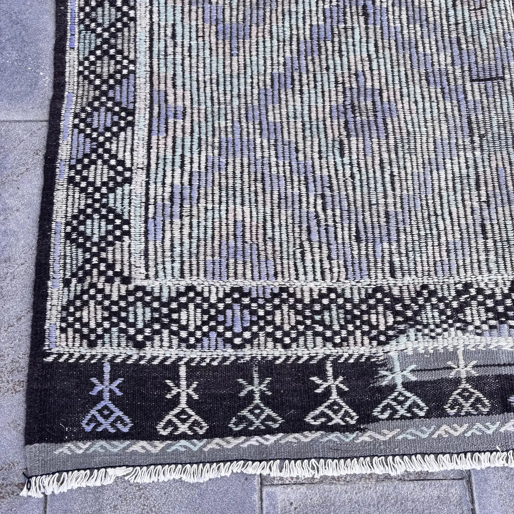 Vintage Turkish Accent Area rug 5.4 x 7.3 ft