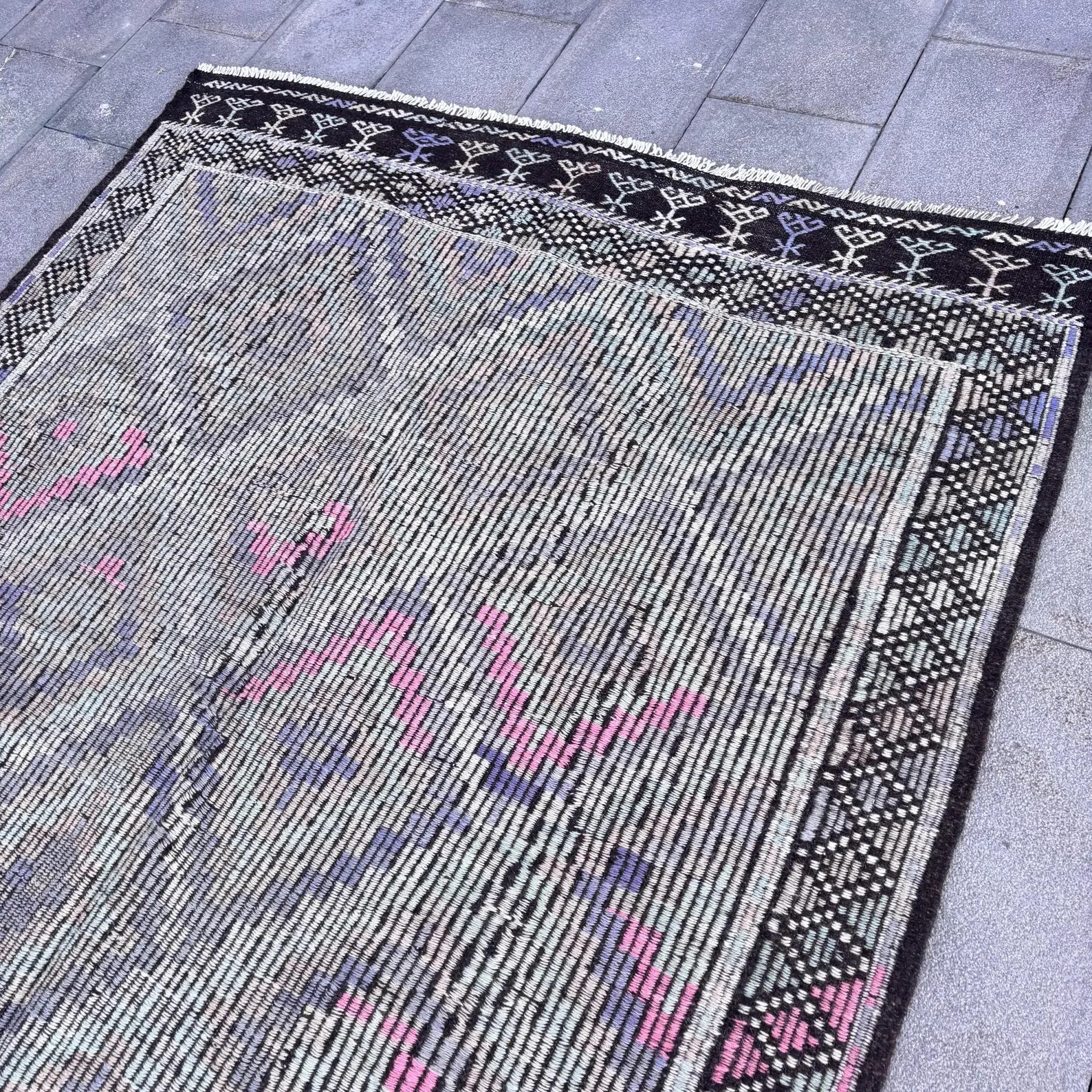 Vintage Turkish Accent Area rug 5.4 x 7.3 ft