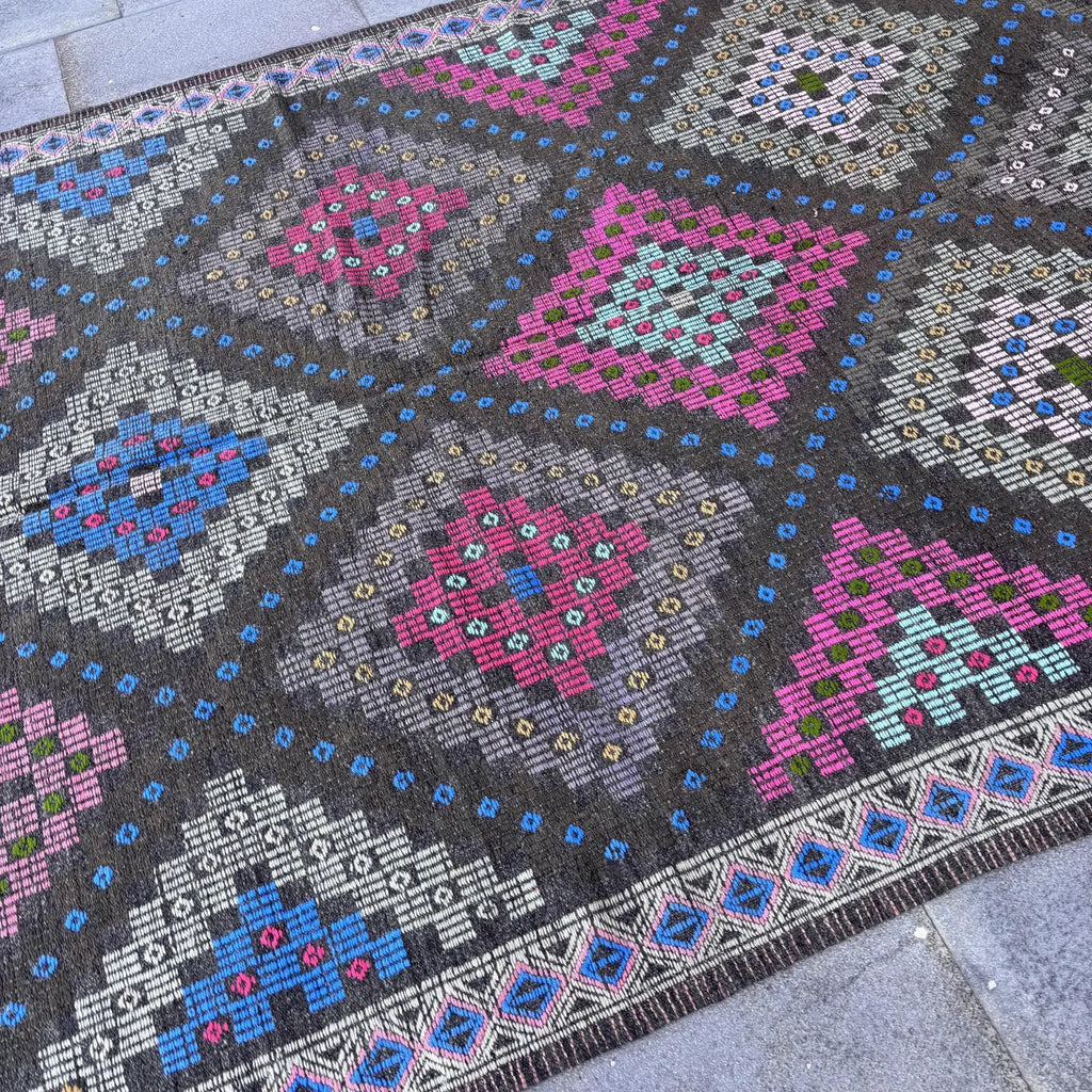 XL Vintage Turkish Accent Area Rug 6.3 x 11.2 ft