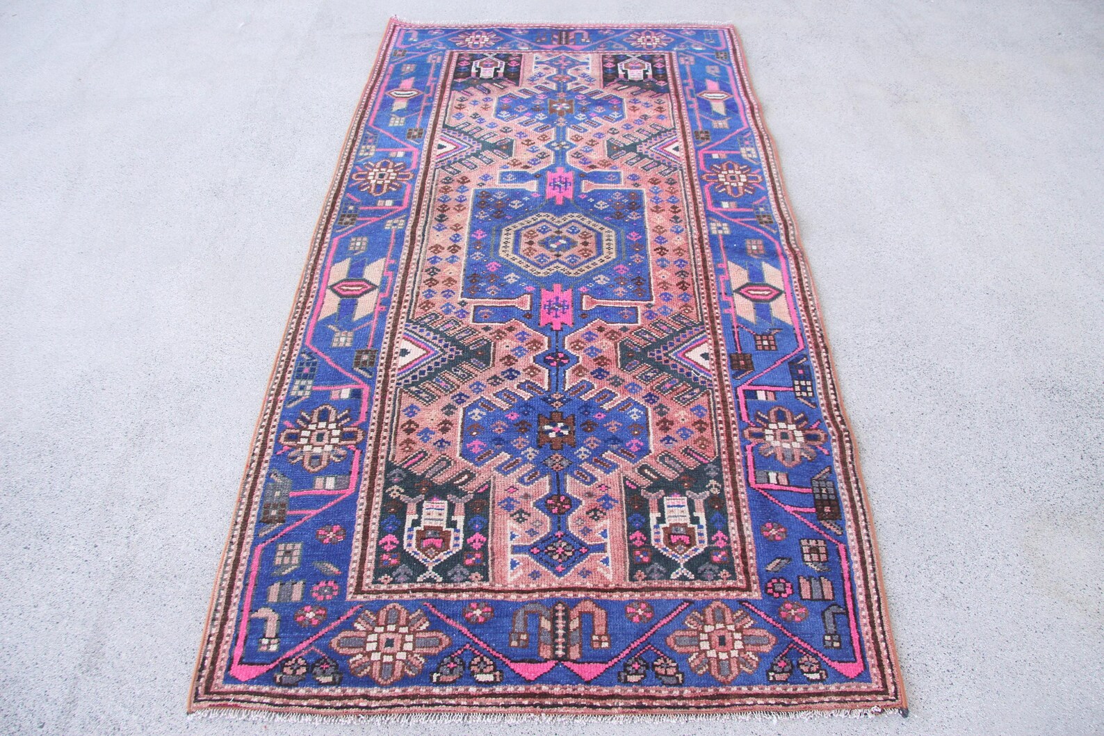 Vintage Persian Accent Area Rug 3.4 x 6.6 ft