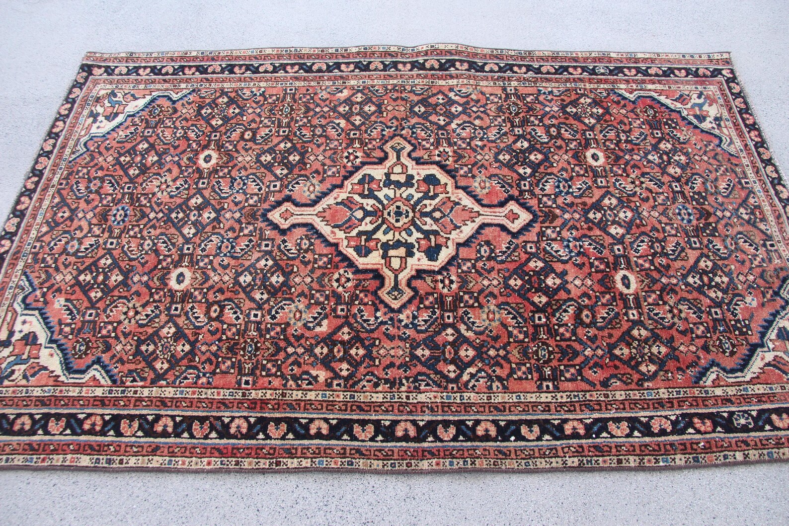Vintage Persian Accent Area Rug 3.5 x 5.4 ft
