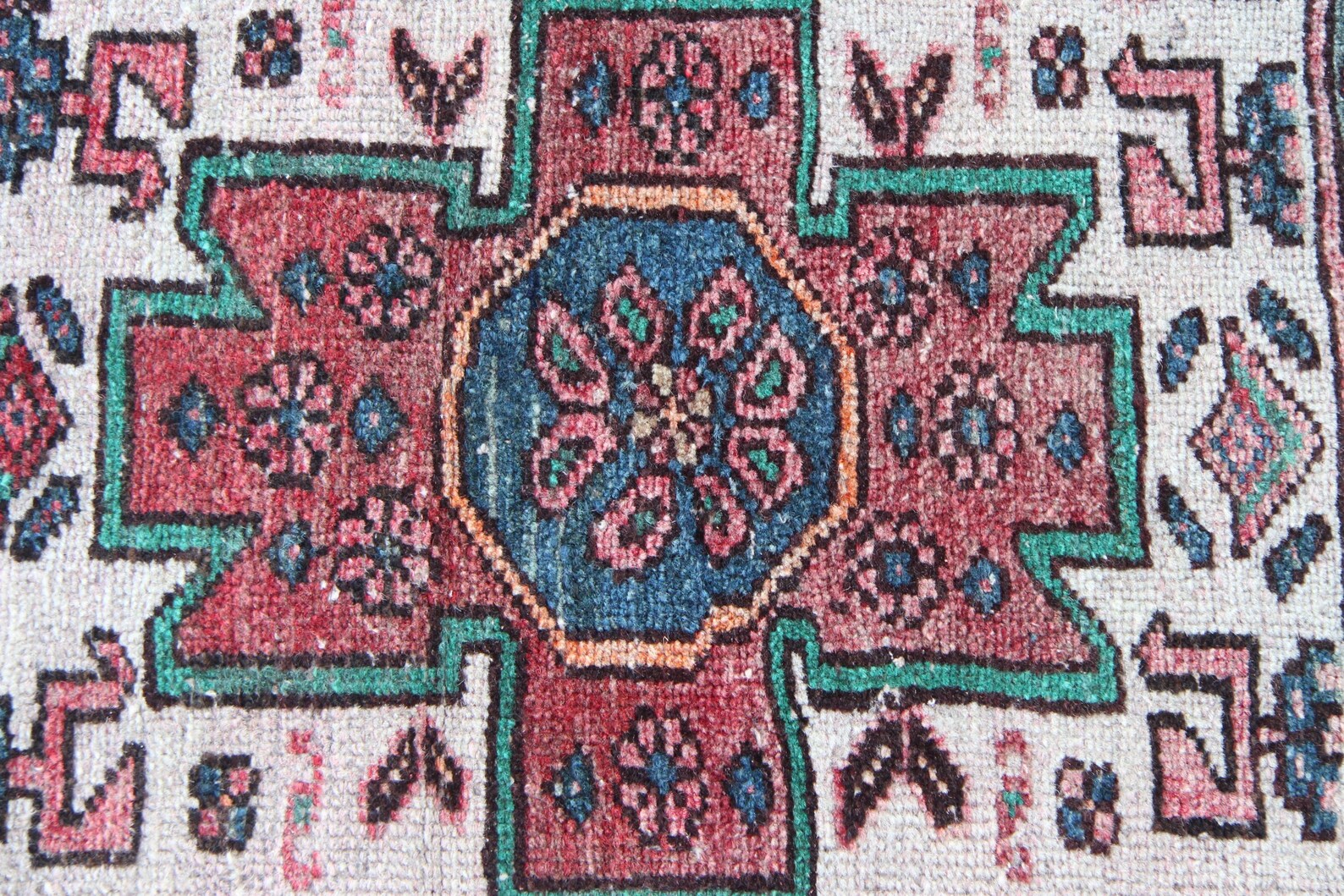 Vintage Persian Accent Area Rug 3 x 6.4 ft