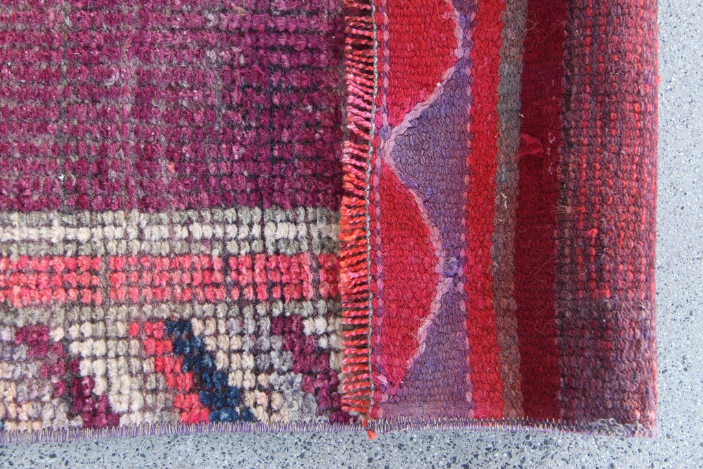 Vintage Turkish Runner Rug 2.8 x 9.4 ft