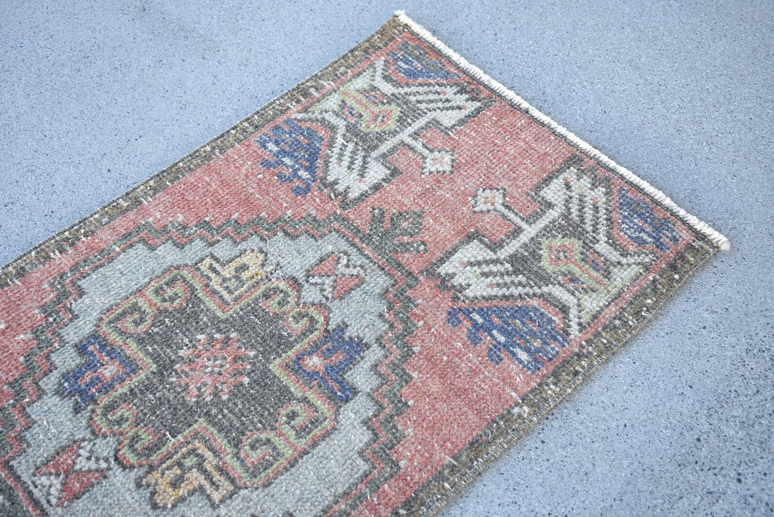 Vintage Turkish Mini Rug 1.5 x 2.9 ft