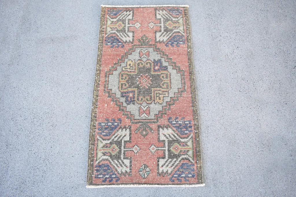 Vintage Turkish Mini Rug 1.5 x 2.9 ft
