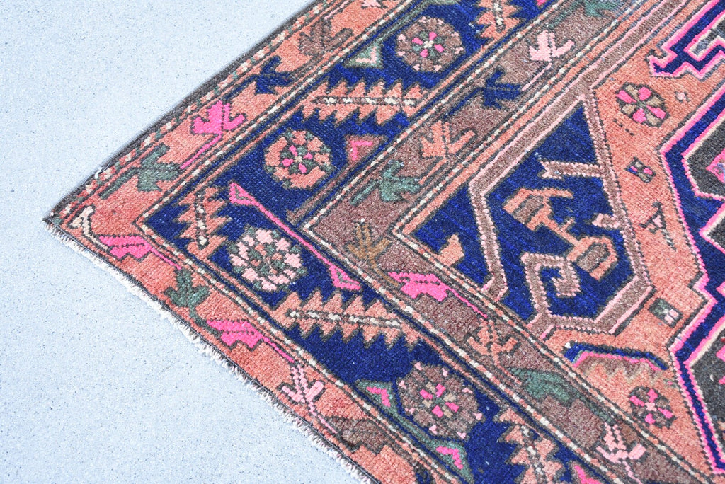 XL Vintage Persian Accent Area Rug 4.1 x 7.4 ft