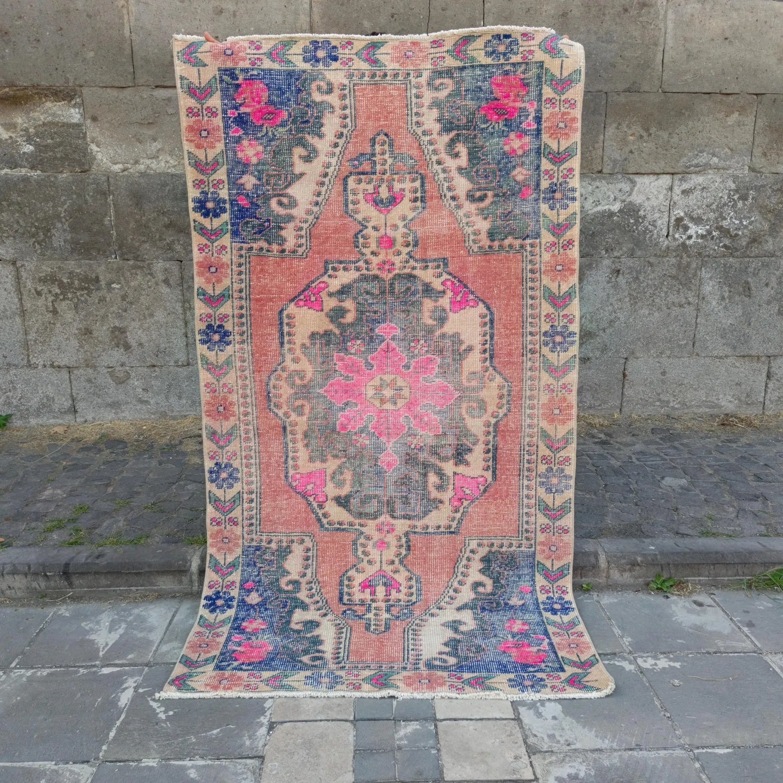 Vintage Turkish Accent Area rug 4.1 x 7.4 ft
