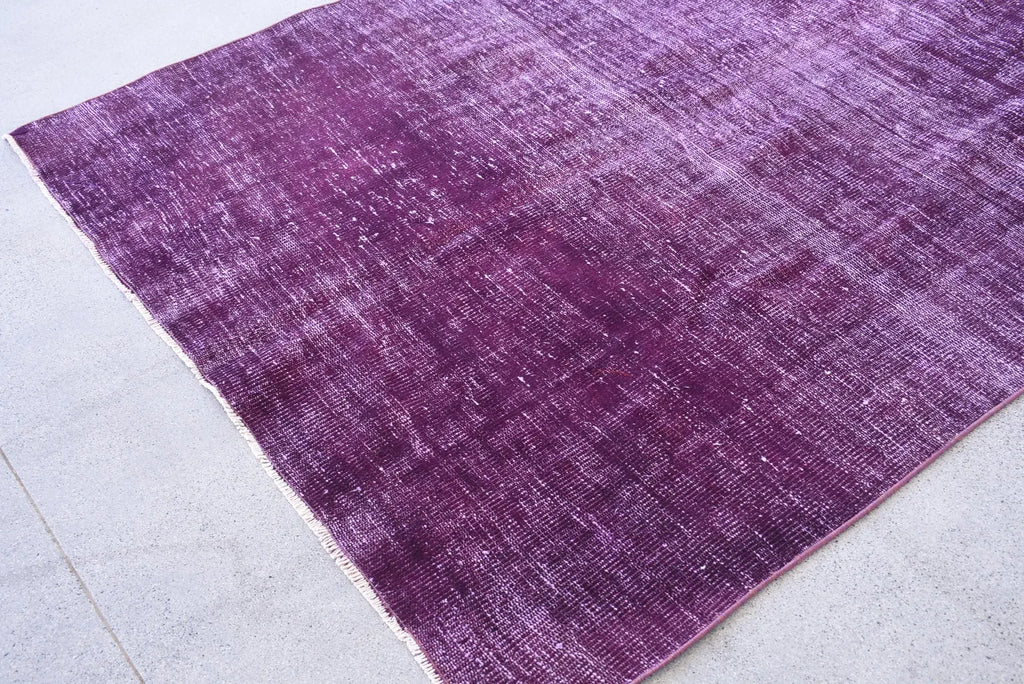 Vintage Turkish Accent Area rug 4.9 x 7.5 ft