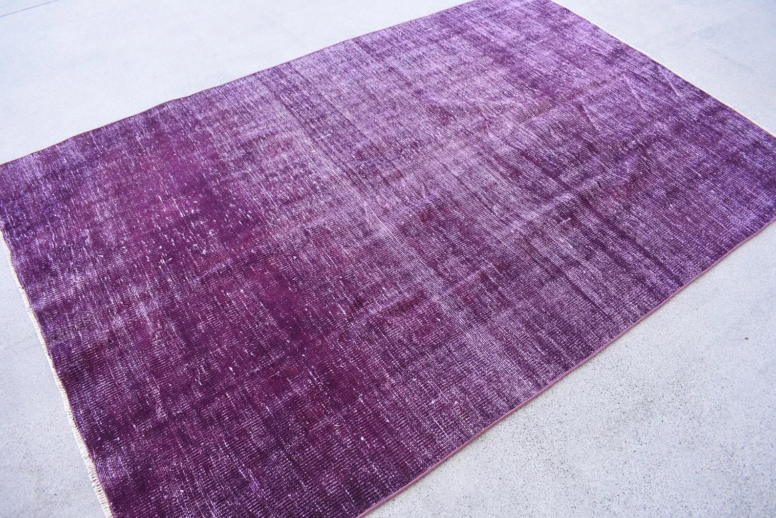 Vintage Turkish Accent Area rug 4.9 x 7.5 ft