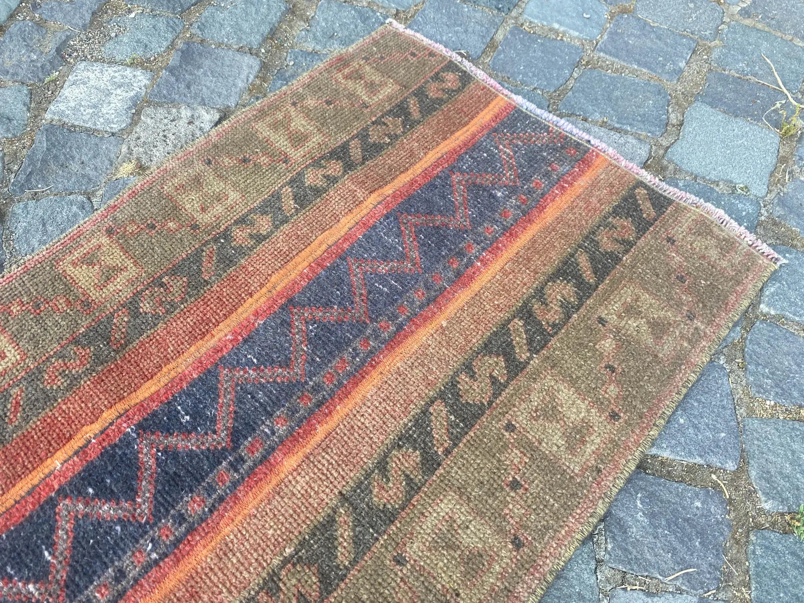 Vintage Turkish Mini Rug 1.8 x 3.2 ft
