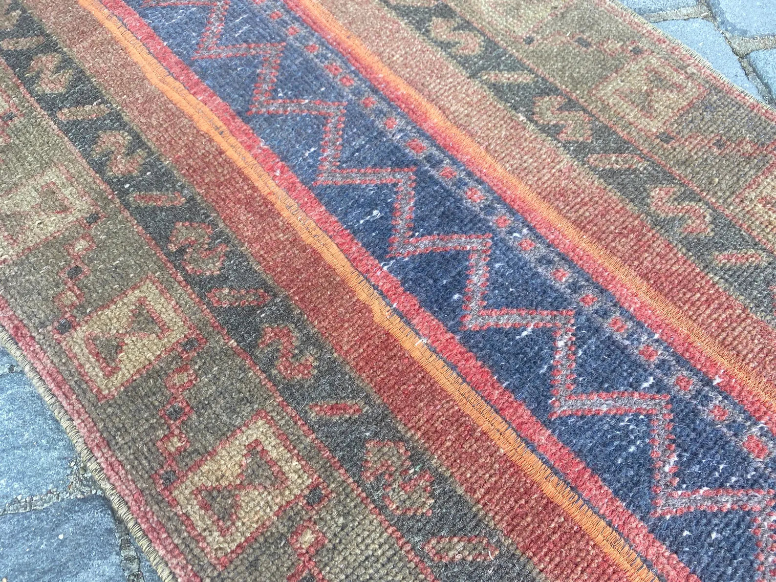 Vintage Turkish Mini Rug 1.8 x 3.2 ft