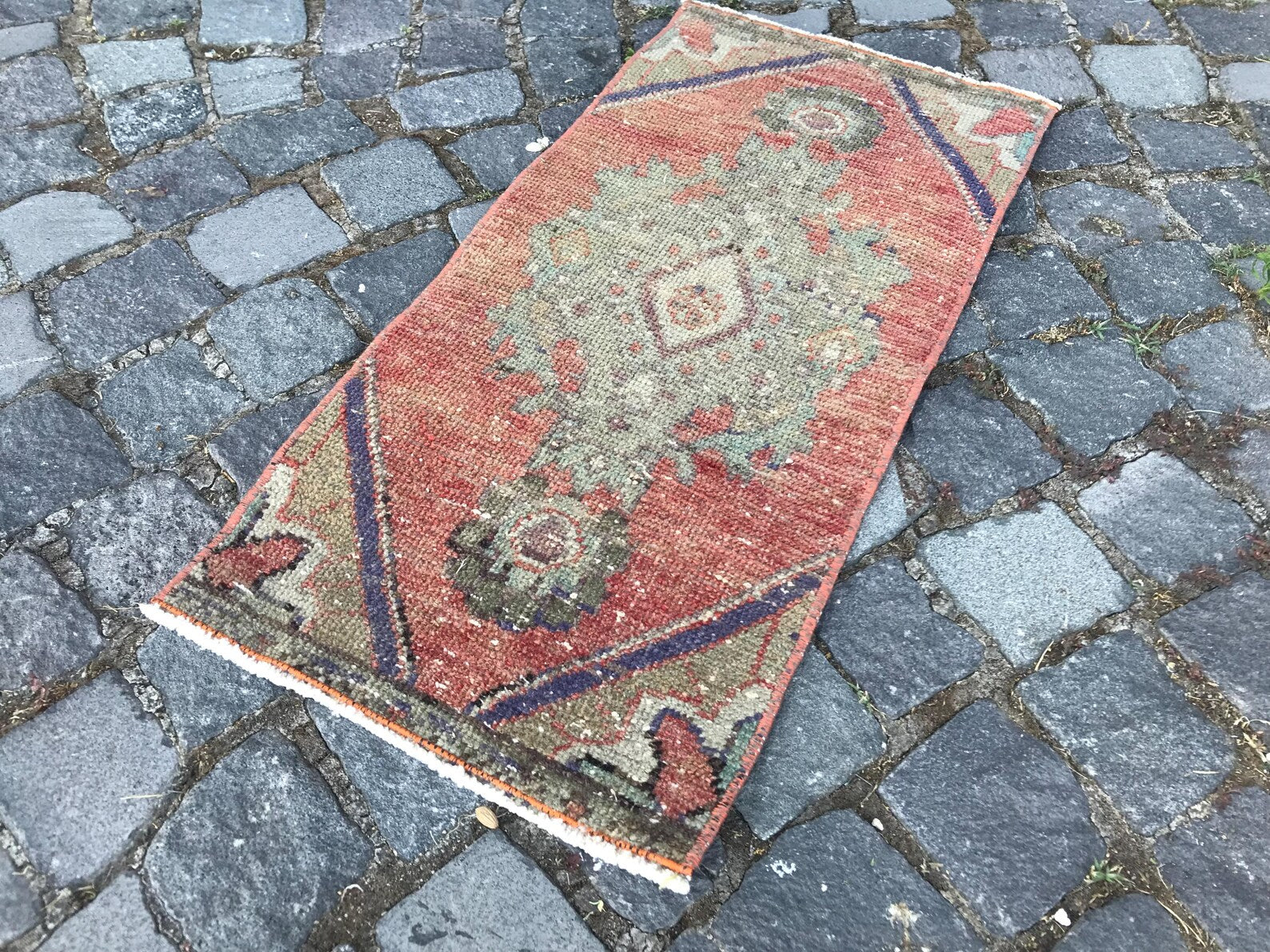 Vintage Turkish Mini Rug 1.2 x 2.6 ft