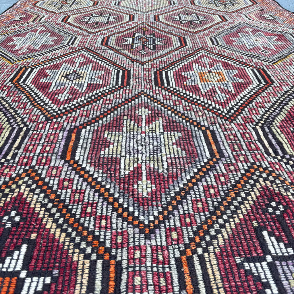 XL Vintage Turkish Accent Area Rug 4.8 x 10.2 ft
