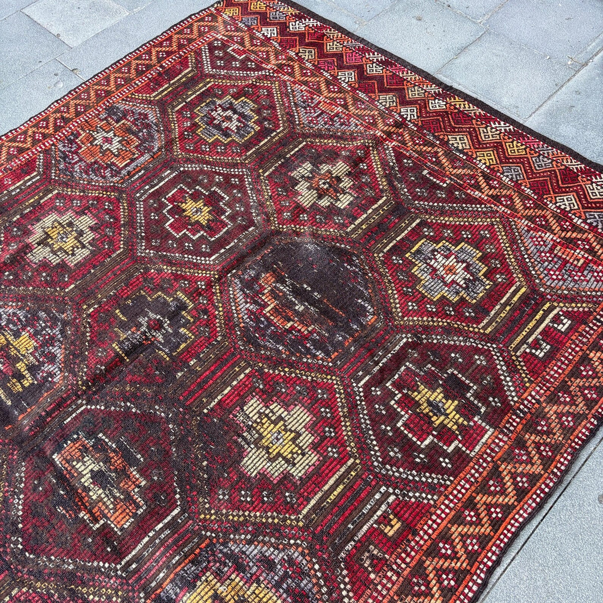 XL Vintage Turkish Accent Area Rug 5.5 x 9.3 ft