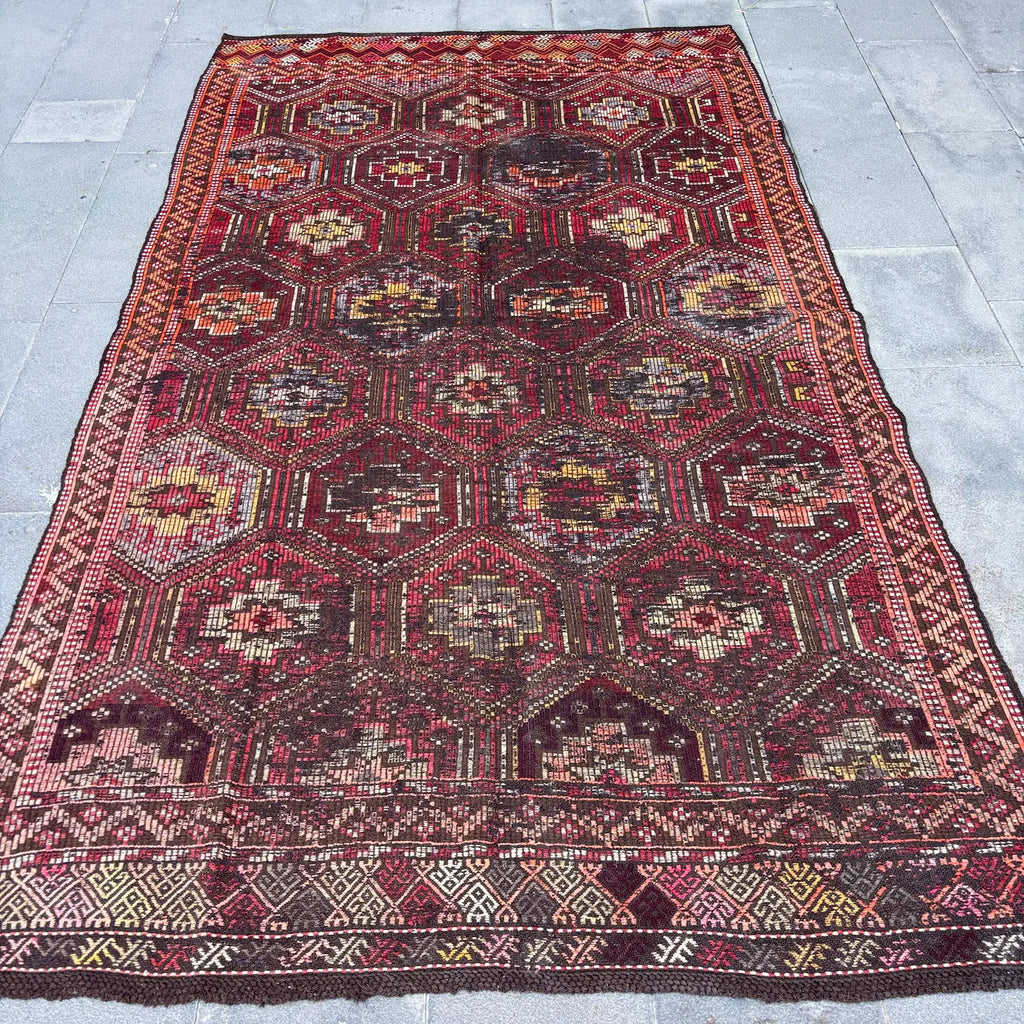 XL Vintage Turkish Accent Area Rug 5.5 x 9.3 ft